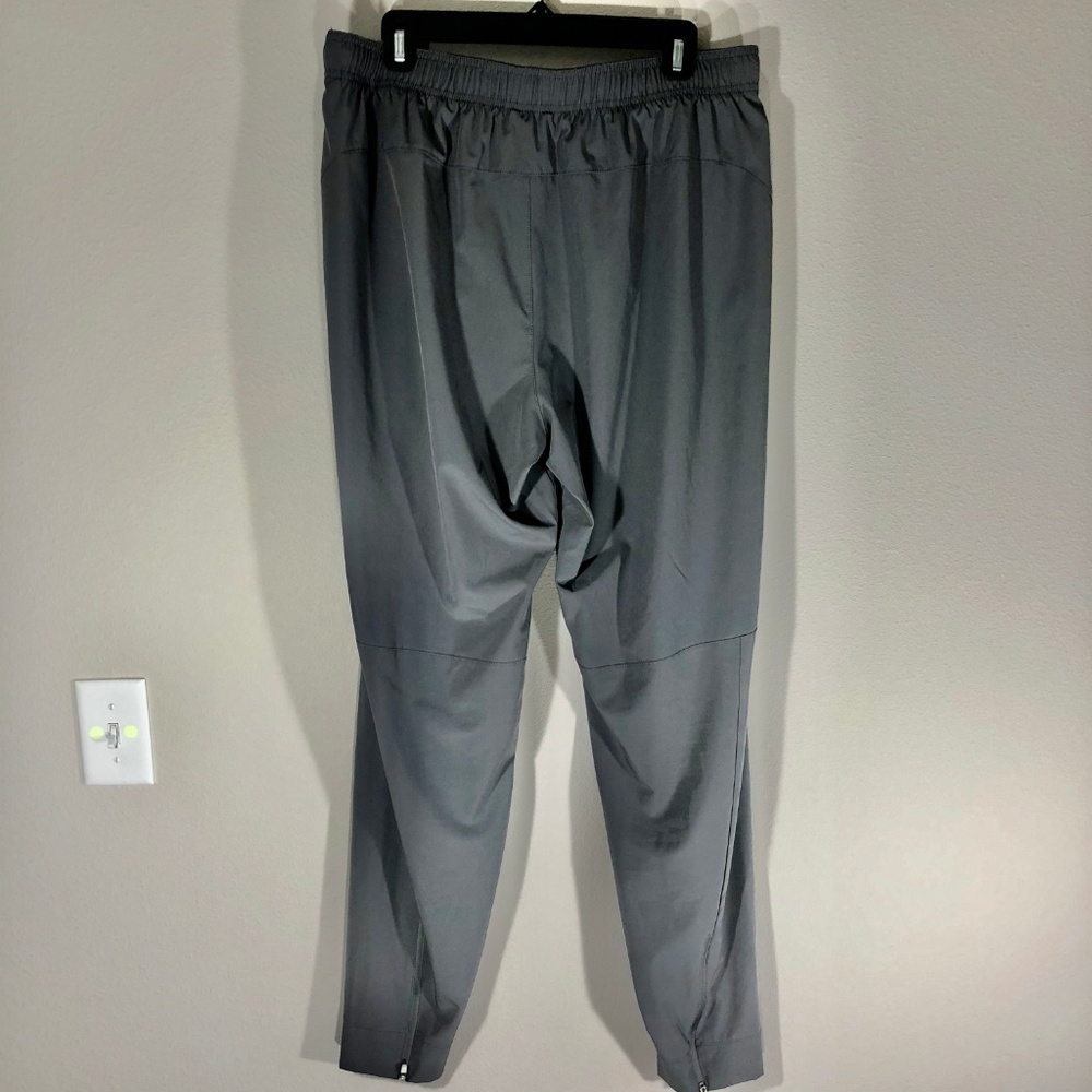 Umbro Large Gray Athletic Track Pants - Picture 2 of 5
